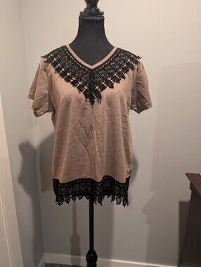 Hummingbird Beige Lace-Trim V-Neck Women's Top